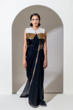 Load image into Gallery viewer, DHOOP CHAON SEQUINS JACKET
