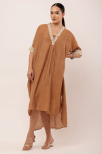 Load image into Gallery viewer, BROWN PLEATED DRESS

