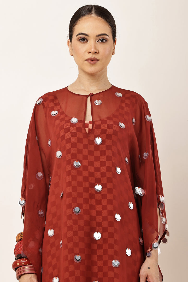 MAROON SEQUINS EMBROIDERED KAFTAN