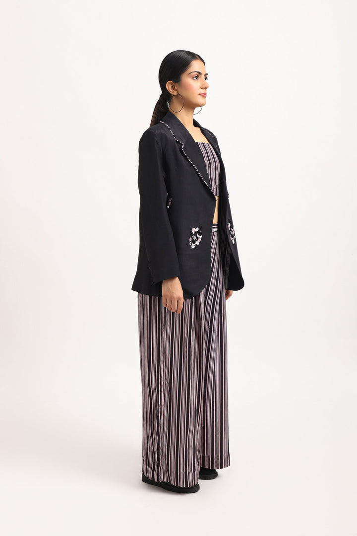 BLACK EMBROIDERED JACKET