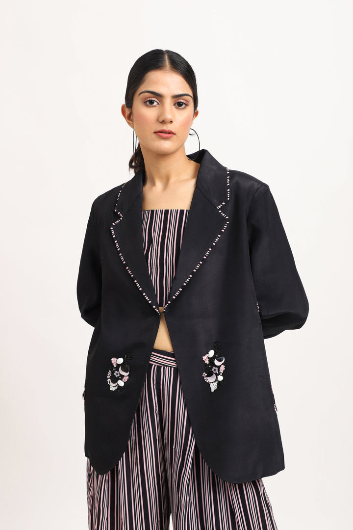 BLACK EMBROIDERED JACKET
