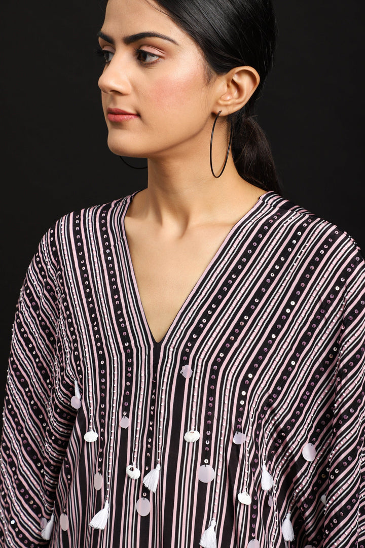 STRIPED EMROIDERED KAFTAN