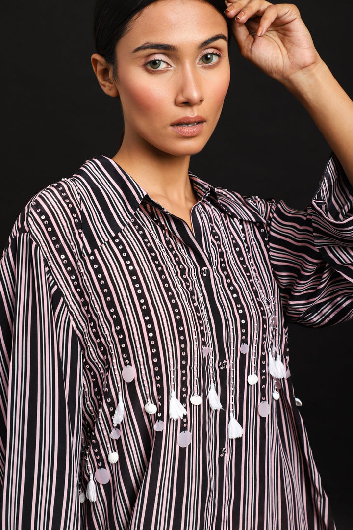 STRIPED EMBROIDERED SHIRT